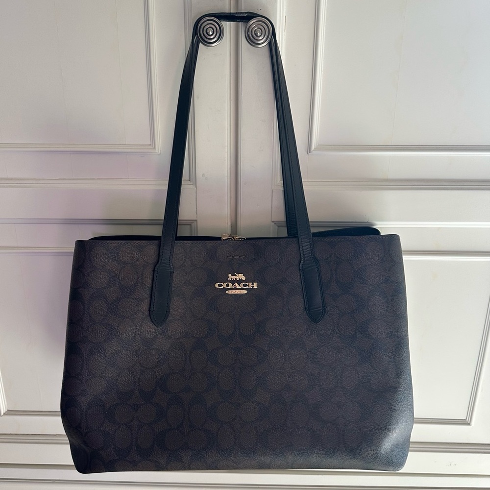 Coach Black Brown Signature Carryall Tote Bag